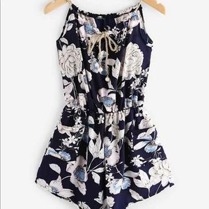 Floral print romper!